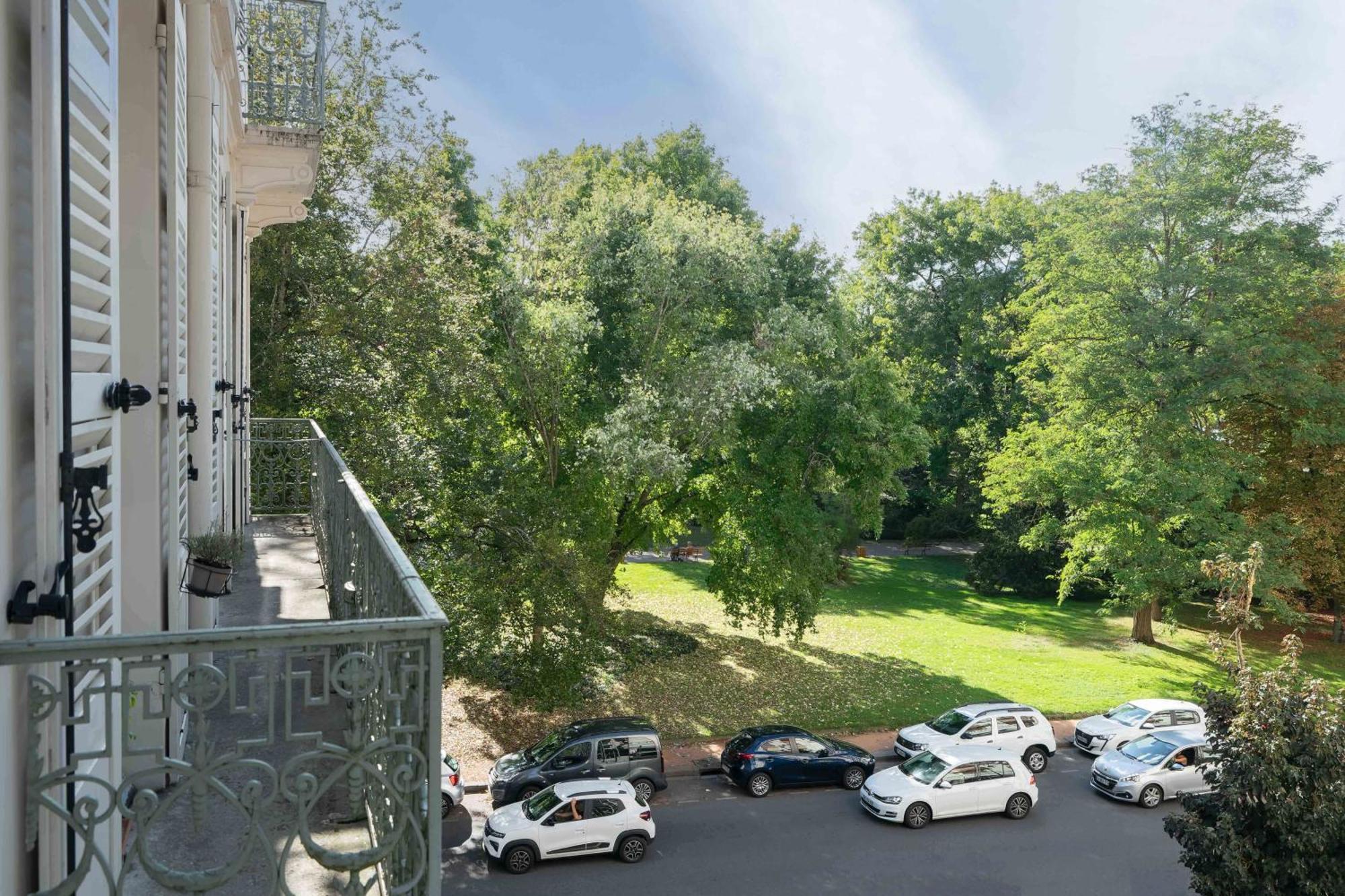 Le Brit - Grand Appartement Design, 3 Chambres, Centre Ville Vichy Exterior foto